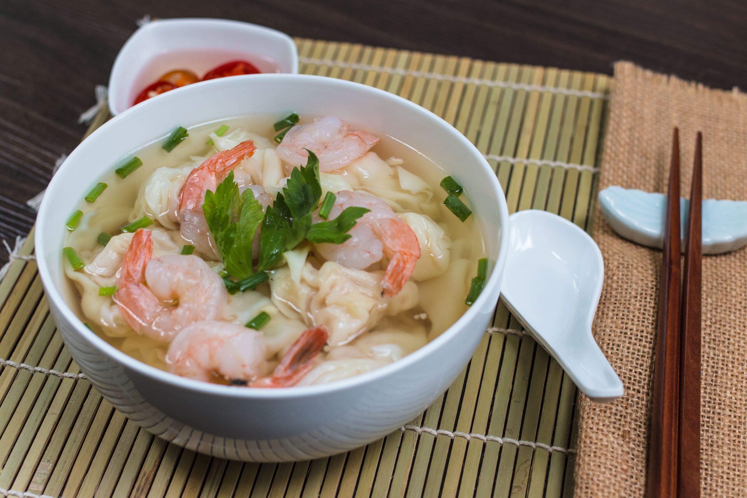 Sopa Wantán con Camarones